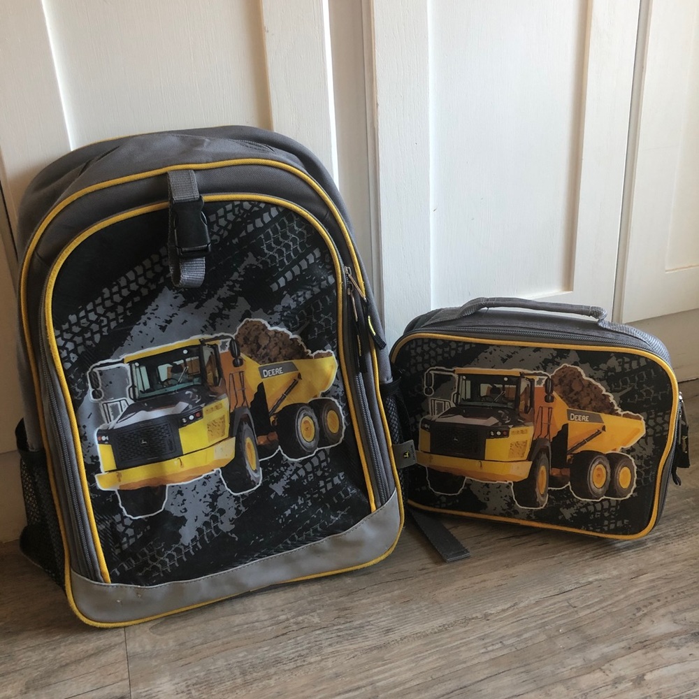 John Deere tractor backpack & matching lunchbox